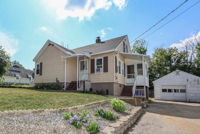 $385,000 | 32 Moreau Street | Pinardville