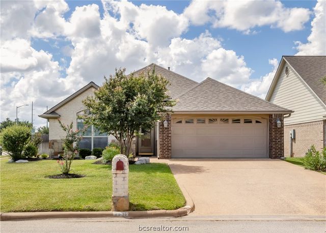 $325,000 | 2601 Priscilla Court | Bryan