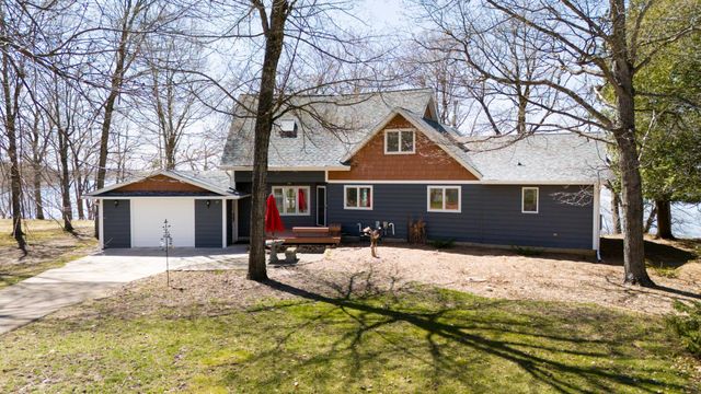 $749,500 | 16548 County Road 64 Northeast | Miltona Township - Douglas County