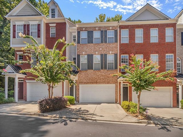 $398,000 | 2948 Wintercrest Place | Dunwoody