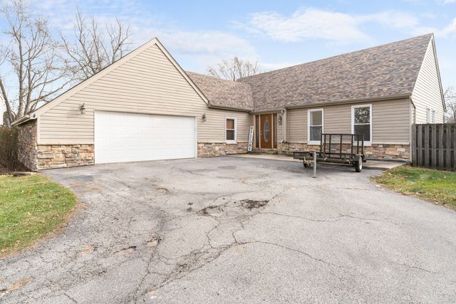 $358,000 | 1455 Beargrass Court | Center Township - Porter County