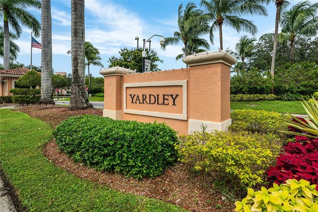 $235,000 | 7715 Yardley Drive, Unit 415 | Westwood