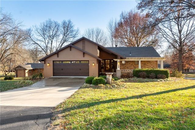 $550,000 | 145 Tiblow Lane | Bonner Springs