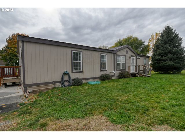 $329,900 | 640 East Knapp Street