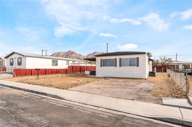 $279,999 | 6077 Glacier Avenue | Sunrise Trailer Estates