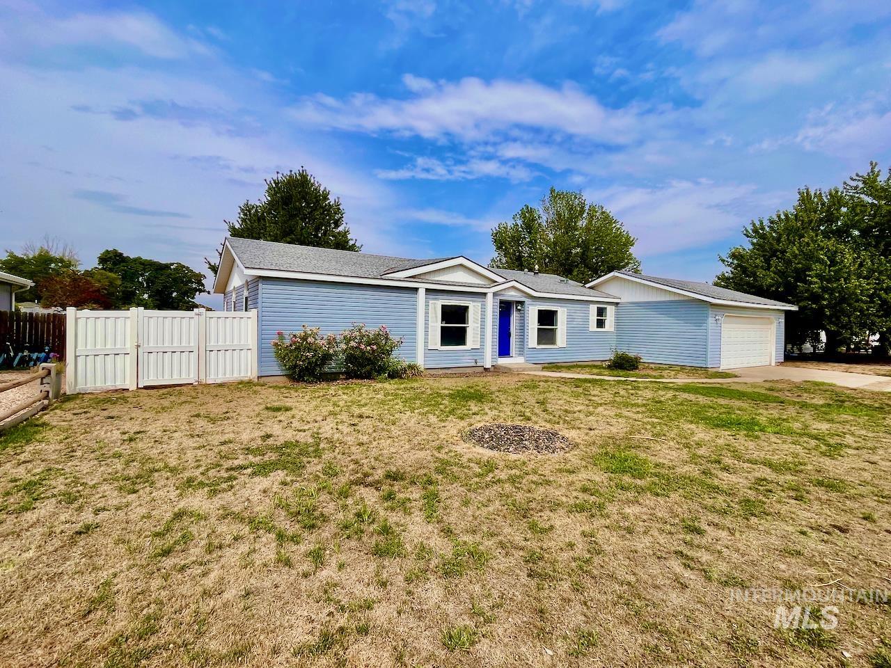 2403 Applewood Avenue, Fruitland, ID 83619 | Compass