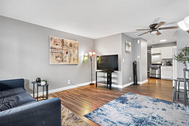 $1,800 | 63 South Sable Boulevard, Unit E16 | City Center North