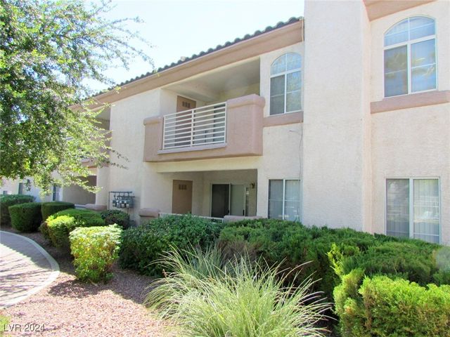 $1,275 | 4555 East Sahara Avenue, Unit 251 | Las Brisas