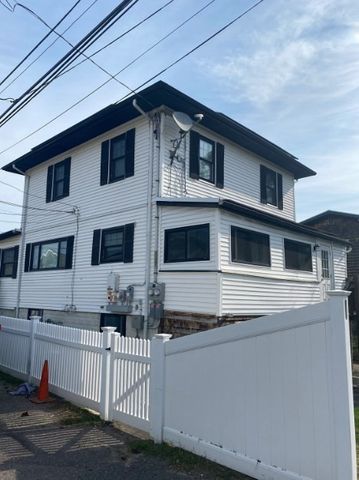 $2,500 | 3 Clinton Road, Unit 1 | West Revere