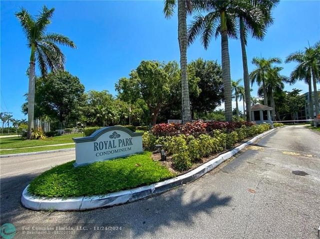 $183,500 | 101 Royal Park Drive, Unit 3E | Royal Palm Isles