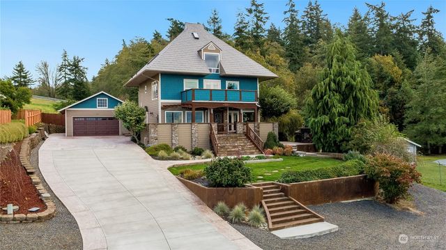 $1,275,000 | 212 Grandview Avenue | Camano