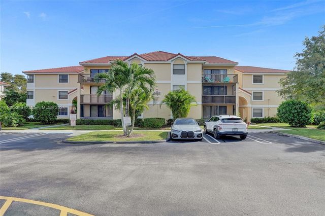 $250,000 | 5661 Riverside Drive, Unit 306B7 | Pine Ridge