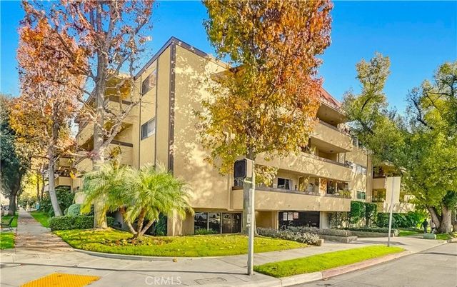 $589,000 | 2386 East Del Mar Boulevard, Unit 316 | Southeast Pasadena