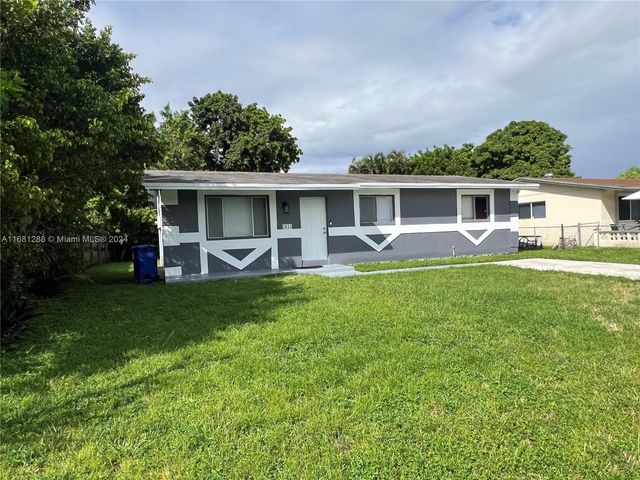 $389,000 | 2821 Northwest 8th Street | Collier City