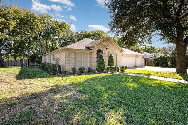 $395,000 | 4620 Betts Drive | Grand Prairie