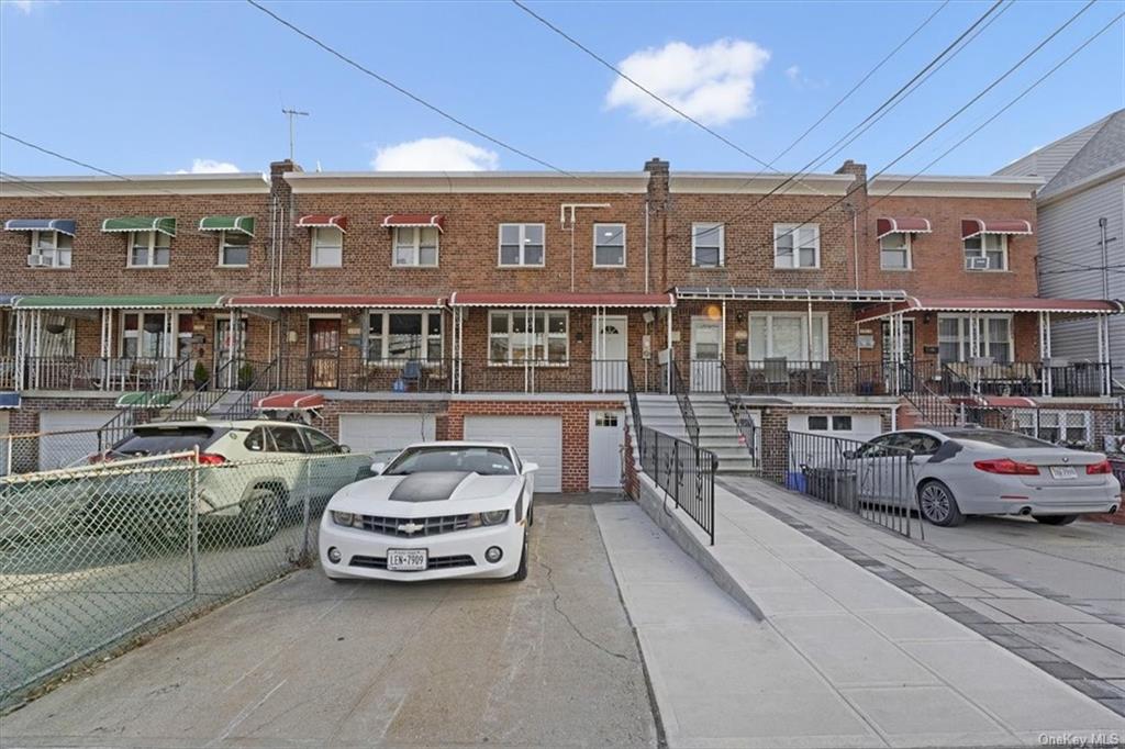 a car parked in front of a building