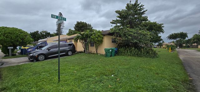 $380,000 | 2881 Northwest 204th Street | Carol City