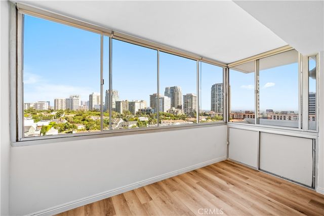 $720,000 | 969 Hilgard Avenue, Unit 1006 | Westwood