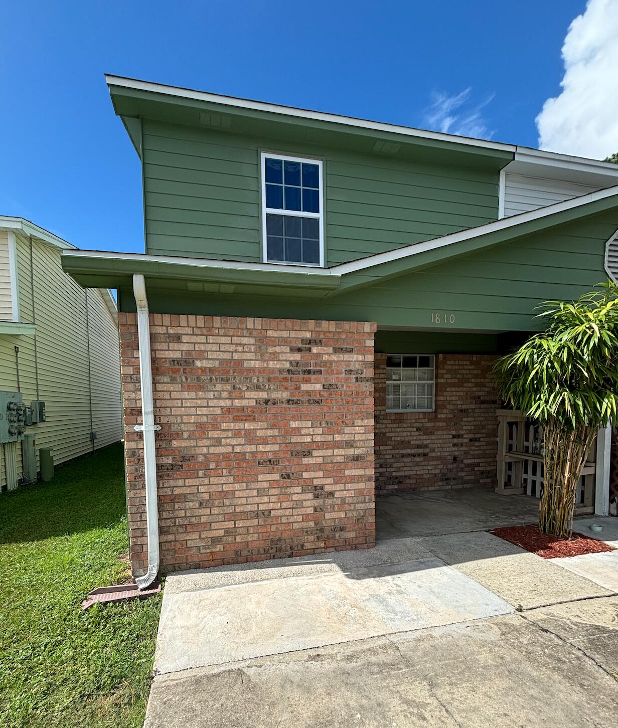 a side view of a house