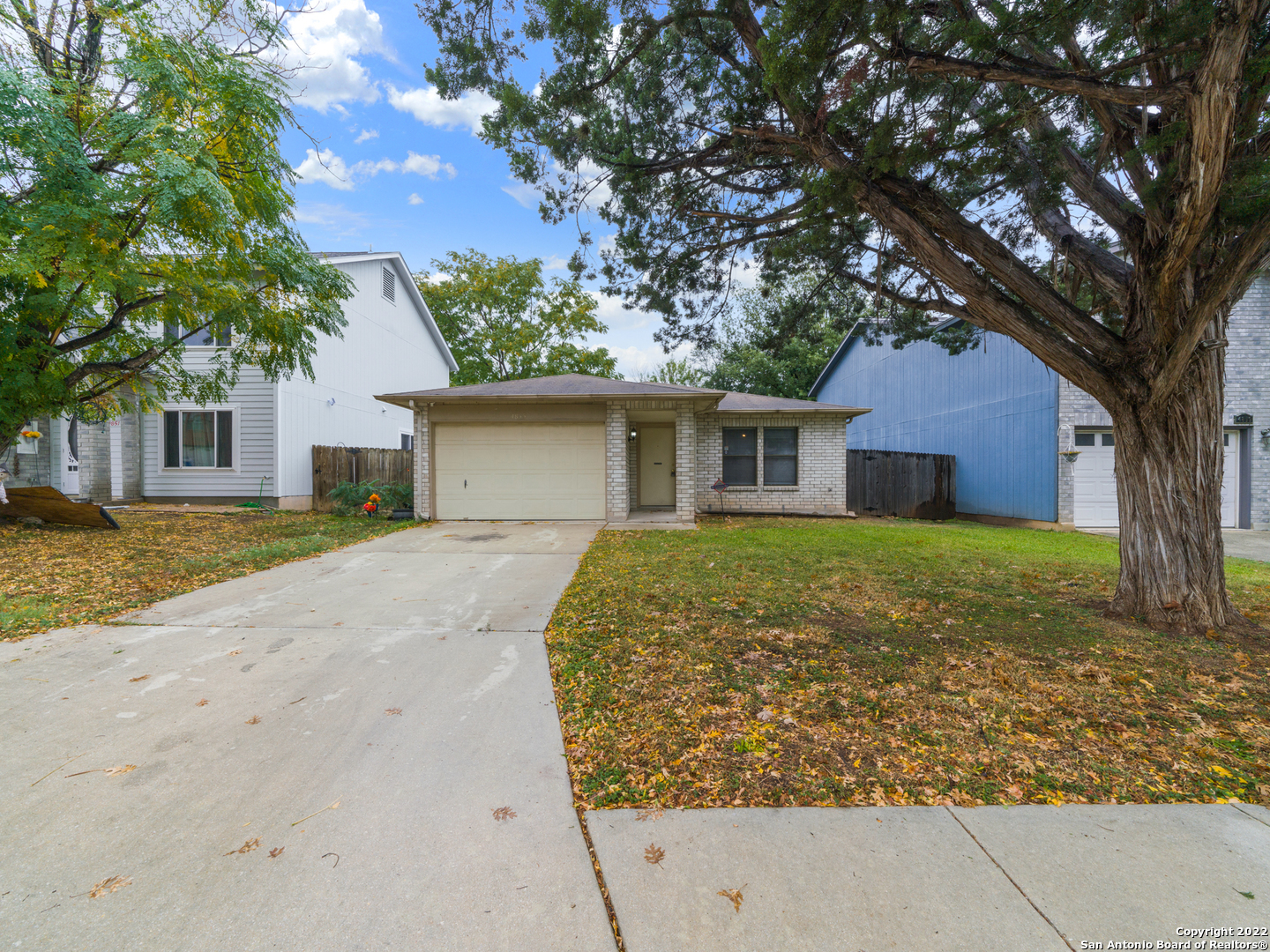 front view of house with a yard