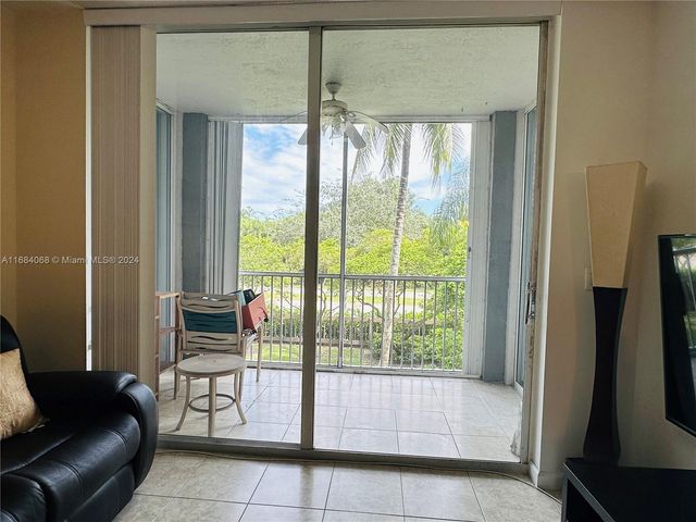 $384,995 | 9725 Northwest 52nd Street, Unit 209 | Doral Park