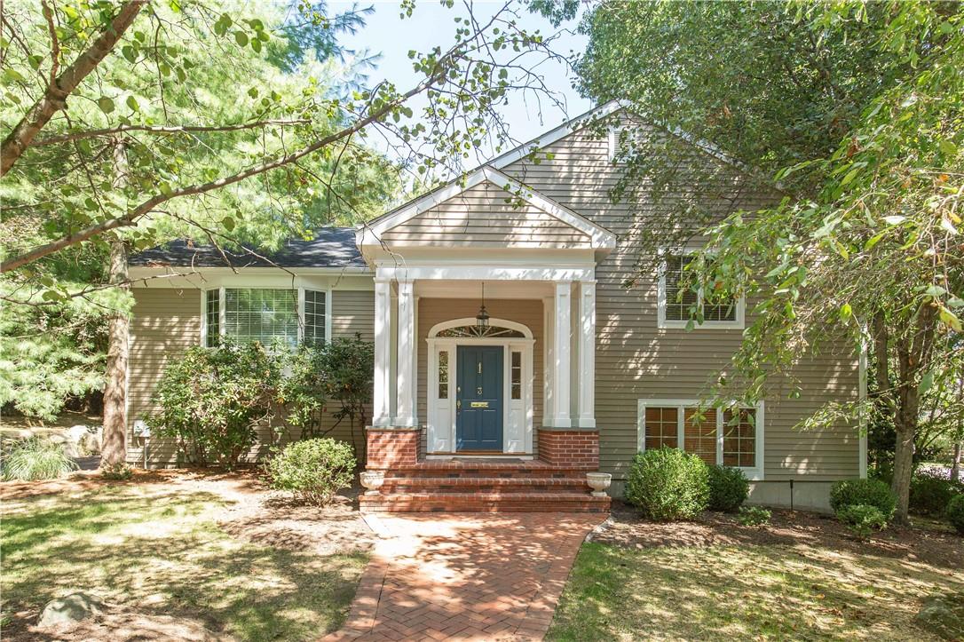 View of front of home featuring a porch