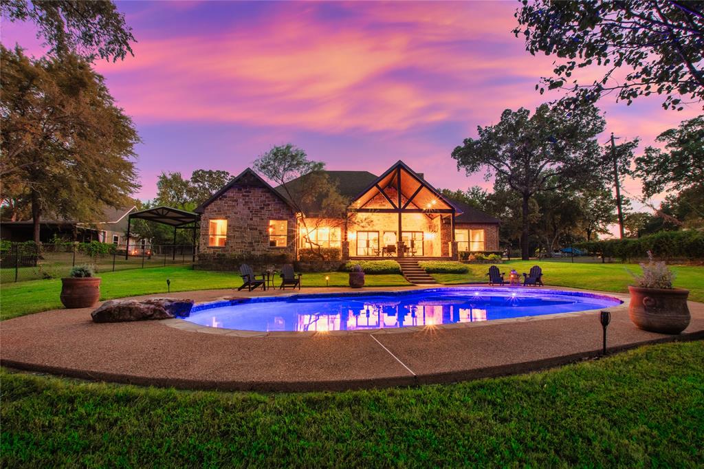 a view of an outdoor space yard patio and swimming pool