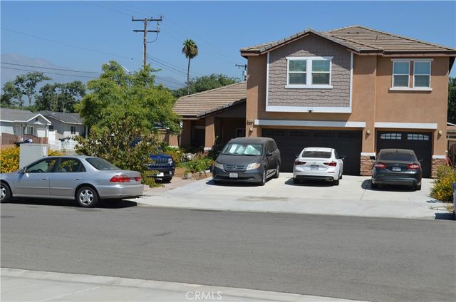 $760,000 | 15710 Dianthus Avenue | Fontana