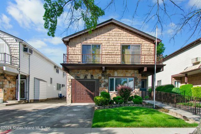 $994,999 | 19 Norwich Street | Willowbrook