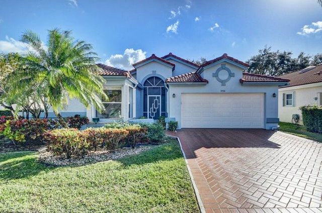 $3,200 | 9759 Harbour Lake Circle | Palm Isles