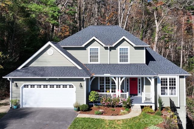 $995,000 | 48 Huntington Chase Drive | Town Mountain