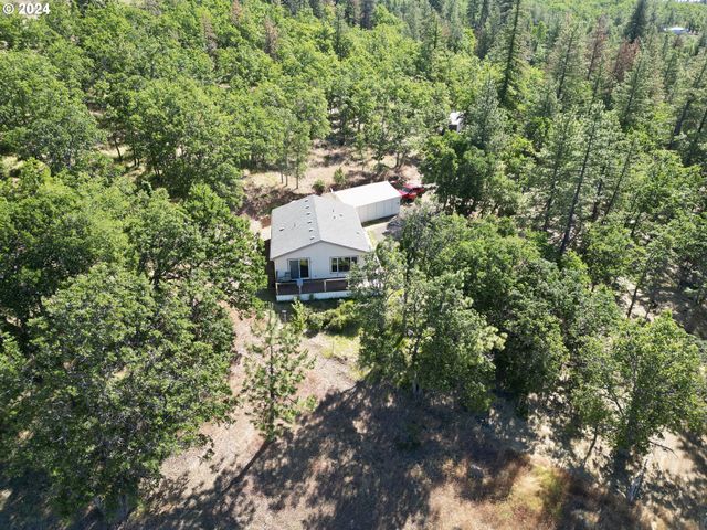 $349,900 | 15 Goldenpine