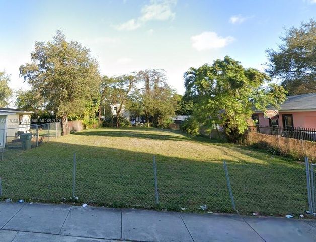 $499,999 | 749 Northwest 69th Street | Liberty City