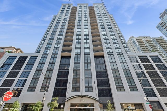 $700,000 | 435 West Erie Street, Unit 1708 | River North