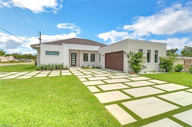 $1,849,000 | 3620 10th Street North | Central Naples