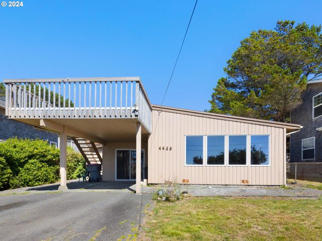 $819,000 | 4463 Pacific Avenue | Cannon Beach