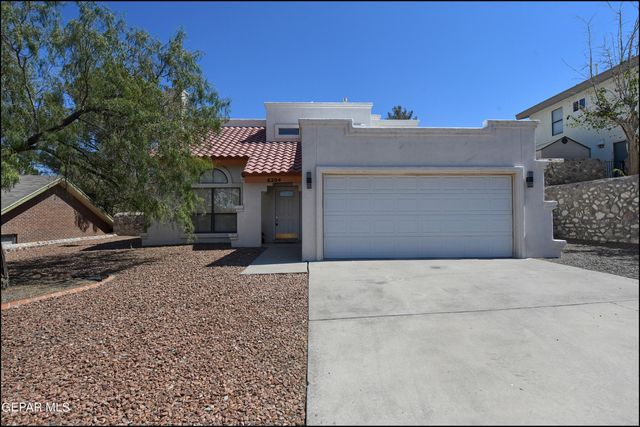 $1,795 | 6204 Bluff Ridge Drive | Sunland Park North