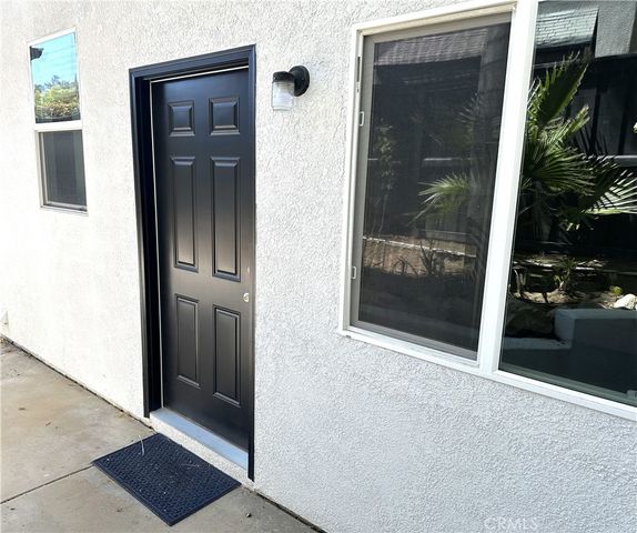 $1,100 | 41895 Dahlias Way | West Murrieta