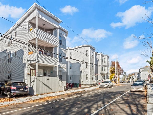 $799,900 | 193 Smith Street | Highlands