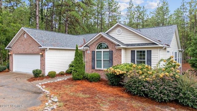 $485,000 | 220 Lake Hills Road | Pinehurst