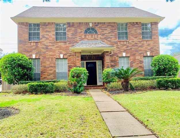 $2,600 | 4623 Meadow Green Drive | Sugar Land