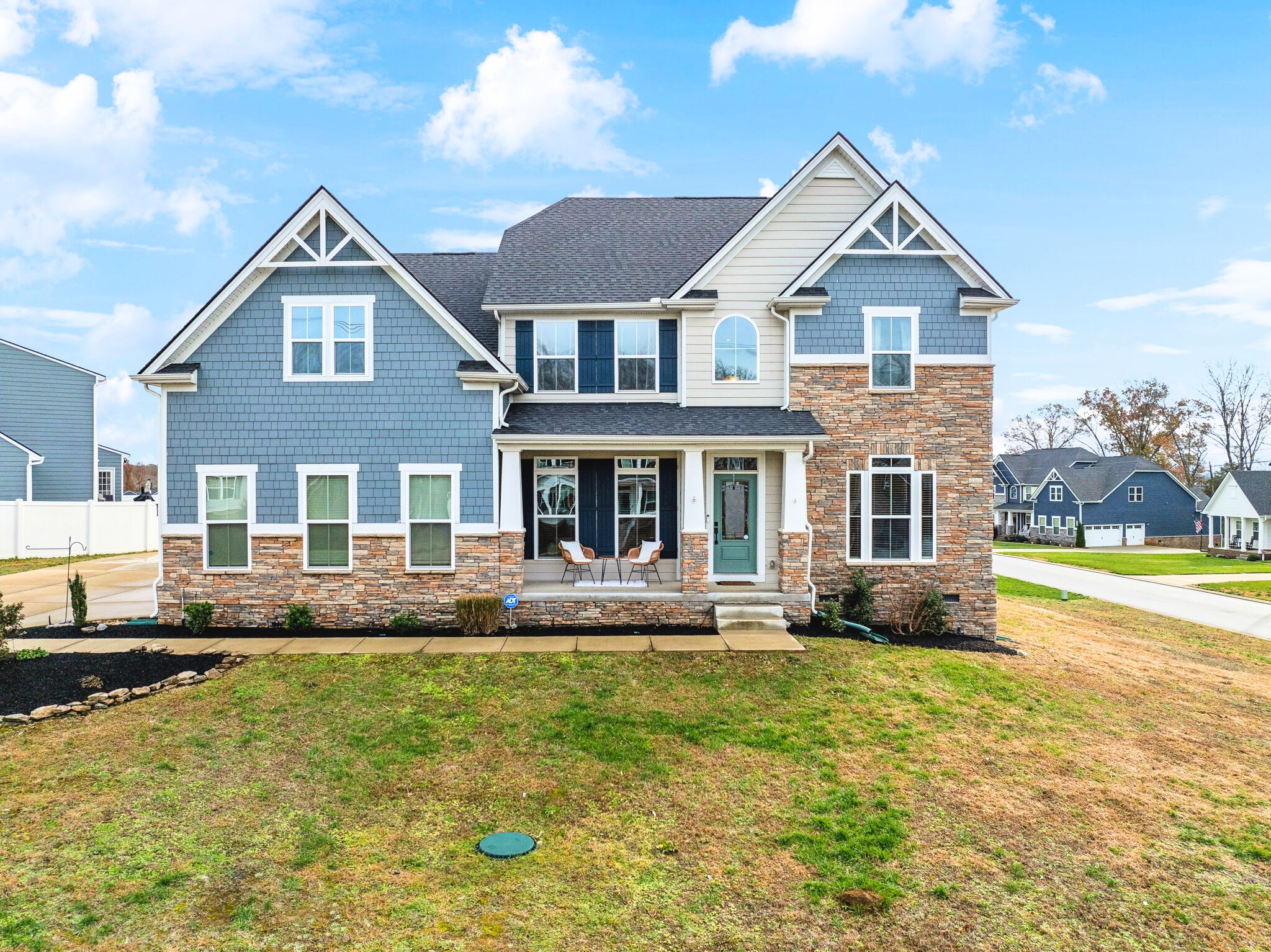 Welcome Home! 1602 Lila Dr, Murfreesboro, TN 37128