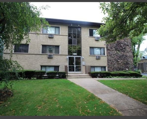 $133,999 | 109 South Elmwood Avenue, Unit 7 | Oak Park