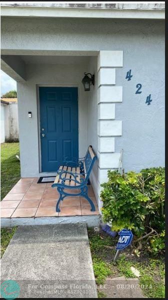 a view of a porch of the house