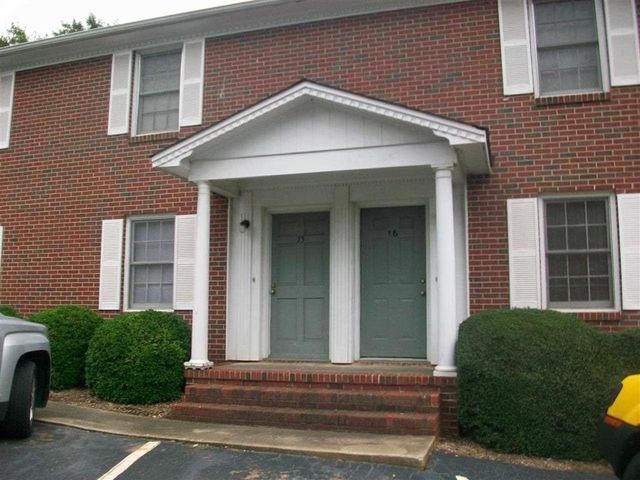 $1,000 | 220 Calhoun Street, Unit 9 | Clemson