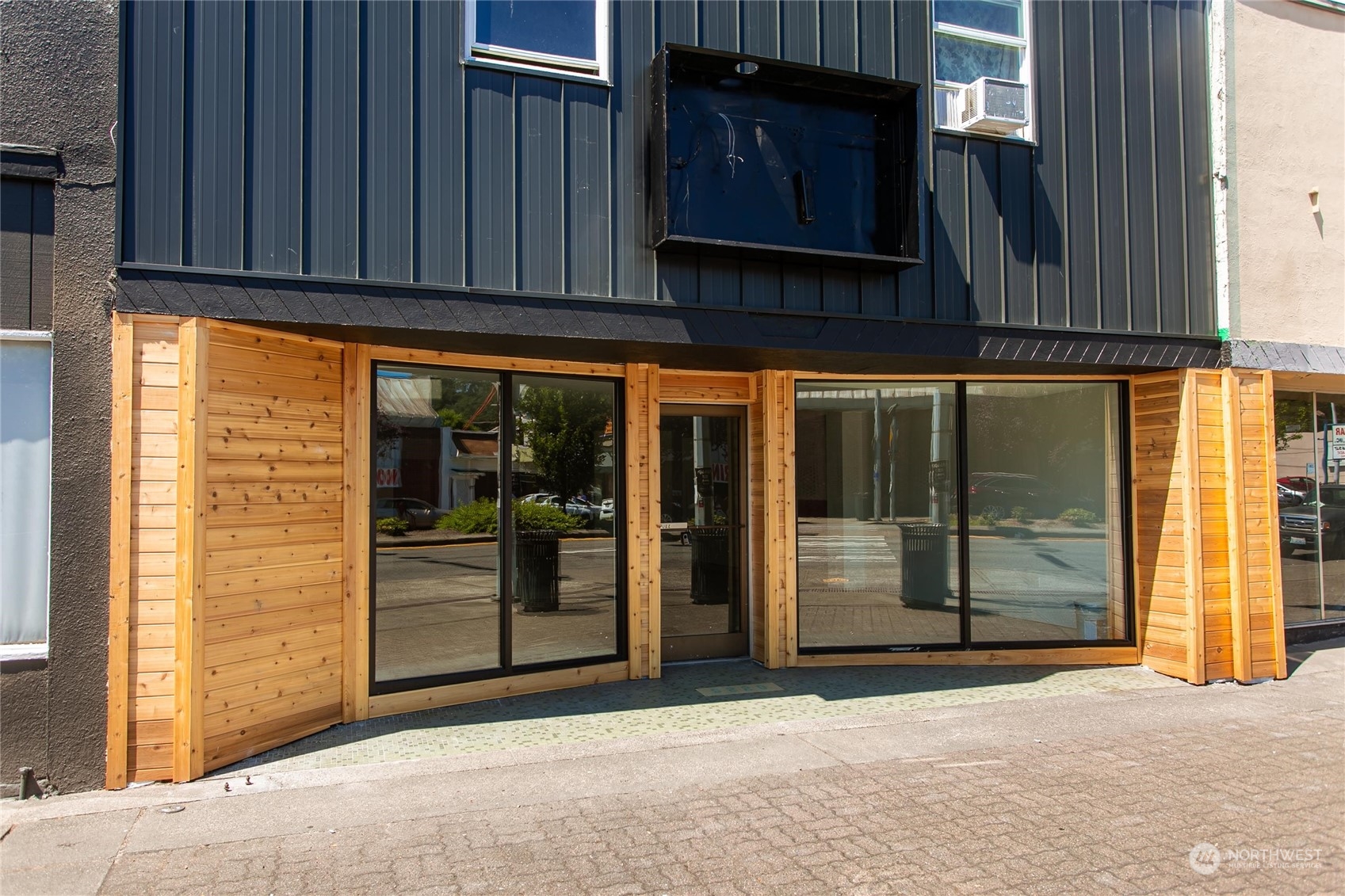 a view of entrance door of the house