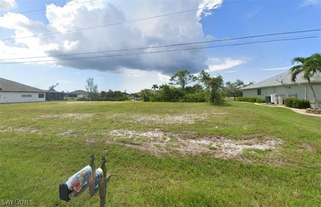 $175,000 | 2370 Northwest 37th Place | Cape Coral