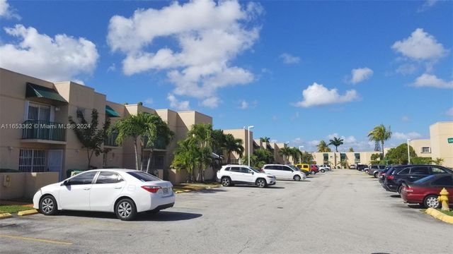 $455,000 | 1950 Southwest 121st Court, Unit 243 | Tamiami