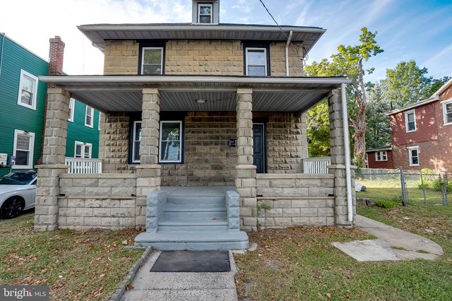 $1,800 | 317 West Broad Street | Palmyra