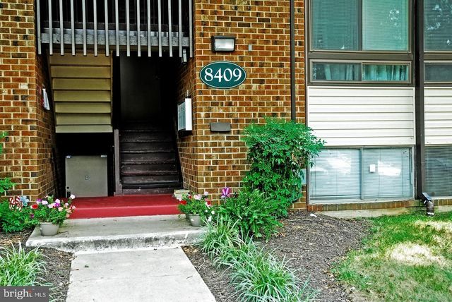 $189,900 | 8409 Greenbelt Road | Chelsea Wood Condominium